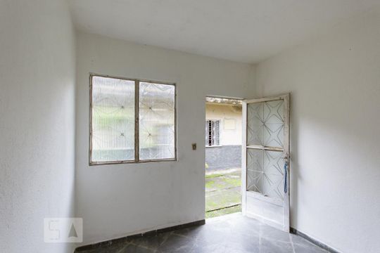 Kitnet/Studio para alugar com 1 quarto, 15m² em Freguesia (jacarepaguá), Rio de Janeiro