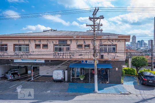 Vista Quarto 1 de casa para alugar com 3 quartos, 95m² em Vila Regente Feijó, São Paulo