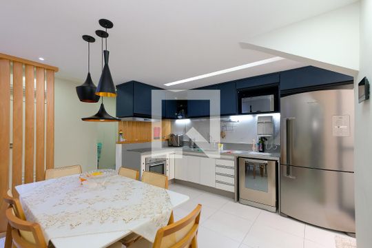 Cozinha de casa à venda com 3 quartos, 440m² em Vila Isabel, Rio de Janeiro