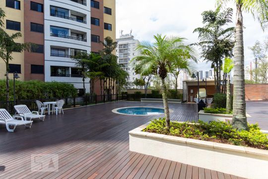 Piscina de apartamento à venda com 2 quartos, 58m² em Vila Andrade, São Paulo