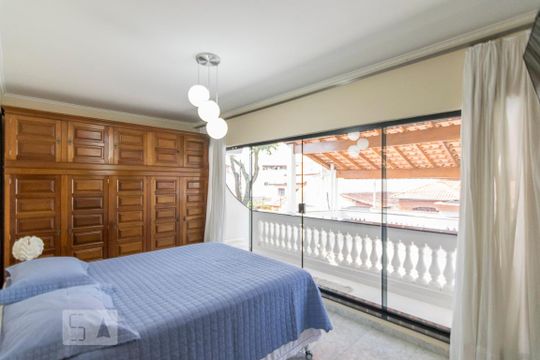 Quarto 1 de casa para alugar com 3 quartos, 300m² em Vila Scarpelli, Santo André