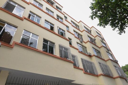 Fachada de apartamento à venda com 2 quartos, 77m² em Tijuca, Rio de Janeiro