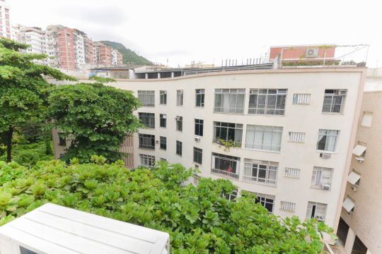 Vista Quarto 2 de apartamento à venda com 2 quartos, 77m² em Tijuca, Rio de Janeiro