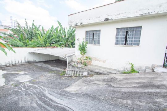 garagem  de casa à venda com 7 quartos, 350m² em Vila Bonilha, São Paulo