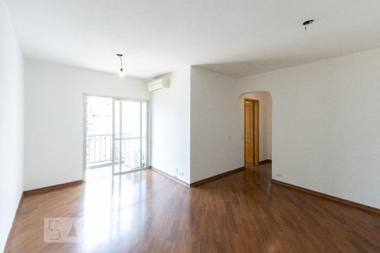 Apartamento para alugar com 2 quartos, 65m² em Moema, São Paulo