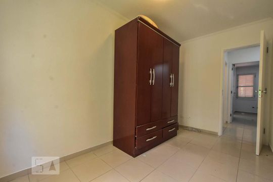 Quarto 02 de casa à venda com 3 quartos, 90m² em Santo Amaro, São Paulo