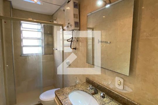 Banheiro de apartamento à venda com 1 quarto, 47m² em Riachuelo, Rio de Janeiro