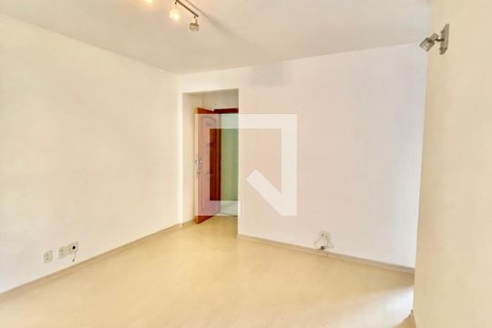 Sala de apartamento à venda com 1 quarto, 47m² em Riachuelo, Rio de Janeiro