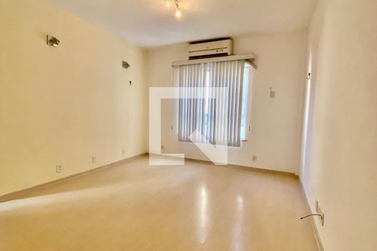 Sala de apartamento à venda com 1 quarto, 47m² em Riachuelo, Rio de Janeiro