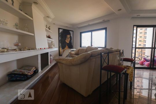 Sala de Estar de apartamento à venda com 3 quartos, 220m² em Vila Regente Feijó, São Paulo