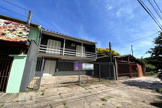 Fachada de casa à venda com 3 quartos, 134m² em Cristo Rei, São Leopoldo