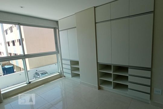 Quarto de apartamento para alugar com 1 quarto, 35m² em Sul (águas Claras), Brasília