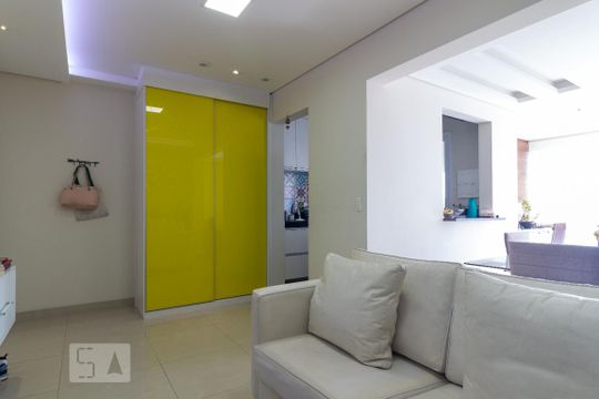 Sala de apartamento para alugar com 2 quartos, 76m² em Jardim Santo Amaro, São Paulo