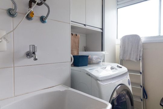 Cozinha e Área de Serviço de apartamento para alugar com 2 quartos, 76m² em Jardim Santo Amaro, São Paulo
