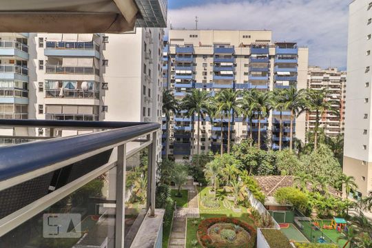Vista Área de Serviço de apartamento para alugar com 2 quartos, 88m² em Jacarepaguá, Rio de Janeiro