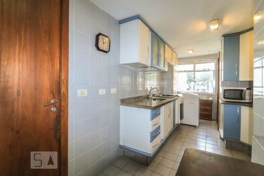 Cozinha e Área de Serviço de apartamento para alugar com 2 quartos, 88m² em Jacarepaguá, Rio de Janeiro