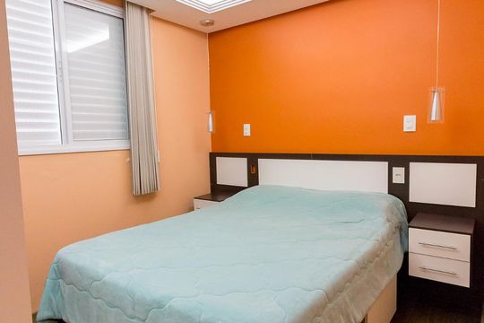 Quarto 2 suíte de apartamento para alugar com 2 quartos, 84m² em Jardim Zaira, Guarulhos
