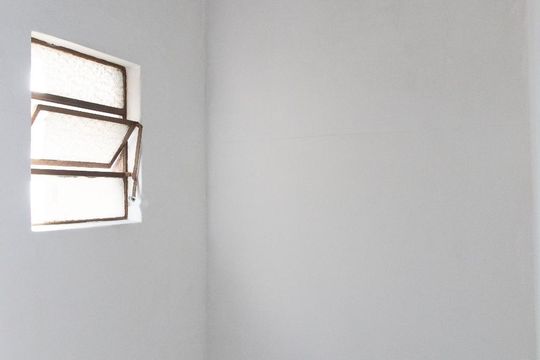Cômodo de apartamento para alugar com 2 quartos, 120m² em Passo da Areia, Porto Alegre