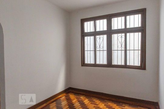 Apartamento para alugar com 2 quartos, 120m² em Passo da Areia, Porto Alegre