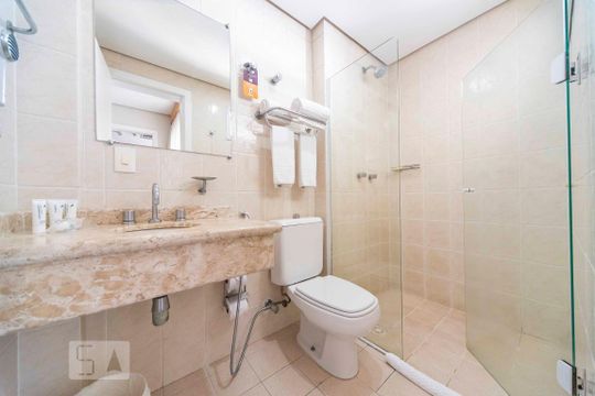 Banheiro  de kitnet/studio à venda com 1 quarto, 50m² em Centro, Santo André