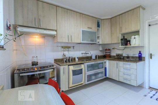 Cozinha de casa à venda com 4 quartos, 290m² em Anil, Rio de Janeiro