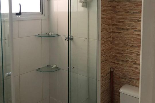 Banheiro de apartamento à venda com 3 quartos, 71m² em Planalto, São Bernardo do Campo