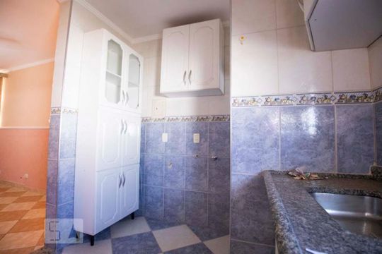 cozinha de apartamento para alugar com 2 quartos, 42m² em Jardim Novo Campos Eliseos, Campinas