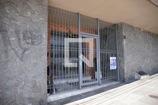 Plaquinha de apartamento à venda com 3 quartos, 100m² em Boa Vista, Porto Alegre