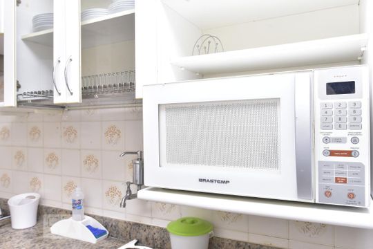 Cozinha de apartamento à venda com 2 quartos, 62m² em Jardim Guanabara, Rio de Janeiro