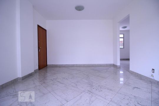 Apartamento para alugar com 3 quartos, 125m² em Cruzeiro, Belo Horizonte