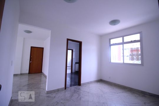 Apartamento para alugar com 3 quartos, 125m² em Cruzeiro, Belo Horizonte
