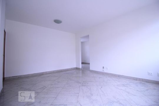 Apartamento para alugar com 3 quartos, 125m² em Cruzeiro, Belo Horizonte
