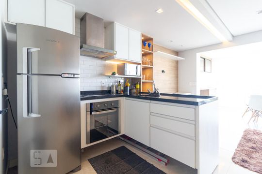 Cozinha de apartamento à venda com 2 quartos, 58m² em Brooklin Paulista, São Paulo