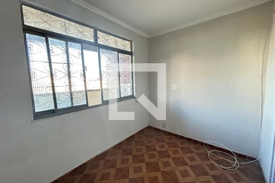 Quarto de casa para alugar com 1 quarto, 36m² em Todos Os Santos, Rio de Janeiro
