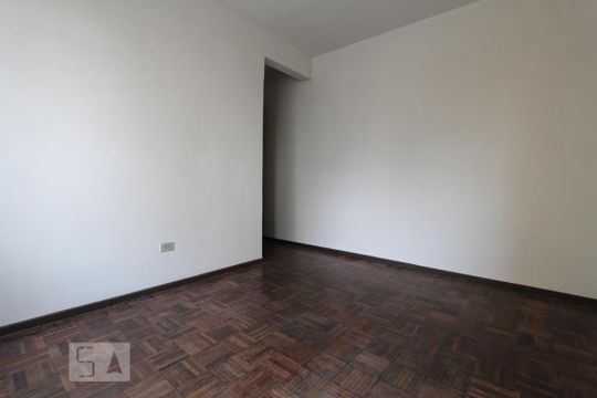 Quarto 1 de apartamento para alugar com 2 quartos, 57m² em Rebouças, Curitiba