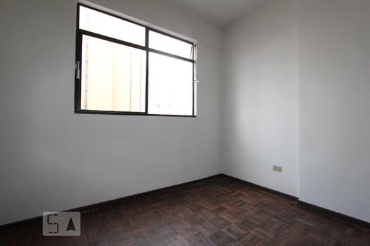 Quarto 2 de apartamento para alugar com 2 quartos, 57m² em Rebouças, Curitiba