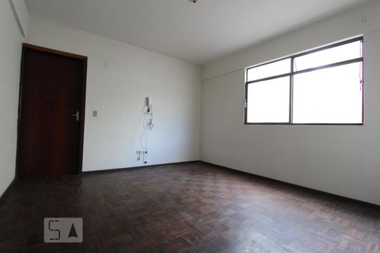 Apartamento para alugar com 2 quartos, 57m² em Rebouças, Curitiba