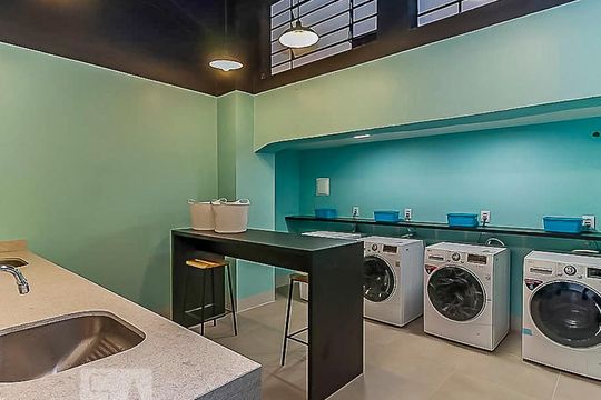 Lavanderia de kitnet/studio à venda com 1 quarto, 20m² em Centro Histórico, Porto Alegre
