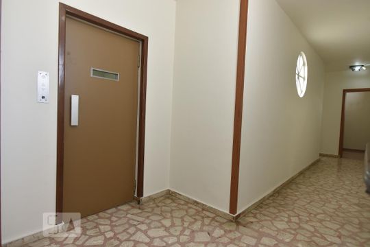Elevador de apartamento à venda com 3 quartos, 129m² em Jardim Guanabara, Rio de Janeiro