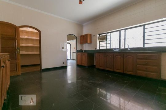 Cozinha de casa à venda com 4 quartos, 570m² em Parque Taquaral, Campinas
