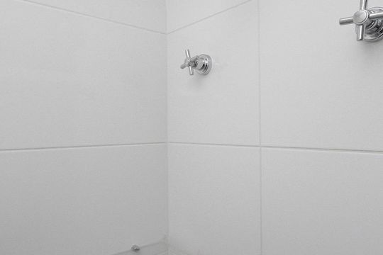 Banheiro de kitnet/studio à venda com 1 quarto, 37m² em Consolação, São Paulo