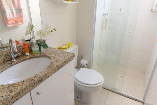 Banheiro de apartamento para alugar com 1 quarto, 30m² em Água Branca, São Paulo
