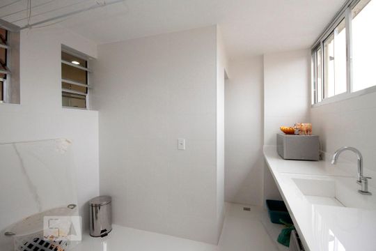 Área de Serviço de apartamento à venda com 3 quartos, 100m² em Consolação, São Paulo