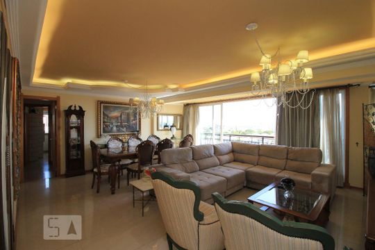 Sala de apartamento à venda com 3 quartos, 120m² em Passo da Areia, Porto Alegre