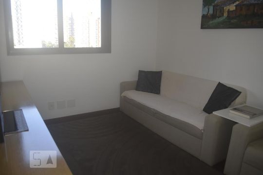 Quarto de apartamento à venda com 4 quartos, 150m² em Vila Andrade, São Paulo