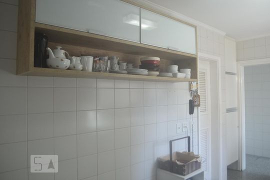 Detalhe cozinha de apartamento à venda com 4 quartos, 150m² em Vila Andrade, São Paulo