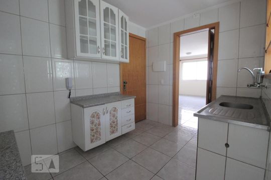 Cozinha de apartamento à venda com 2 quartos, 63m² em Vila Amélia, São Paulo