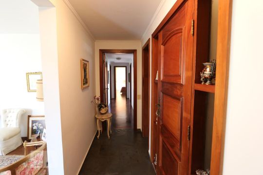 corredor de apartamento à venda com 4 quartos, 205m² em Vila Suzana, São Paulo