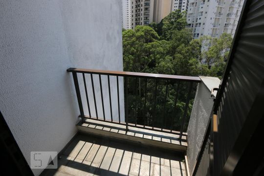 suite 2 de apartamento à venda com 4 quartos, 205m² em Vila Suzana, São Paulo