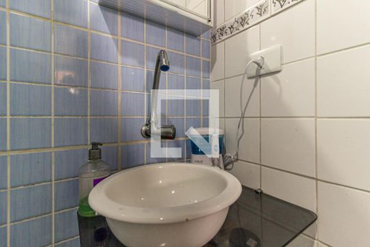 Banheiro de apartamento à venda com 2 quartos, 49m² em Campos Elíseos, São Paulo